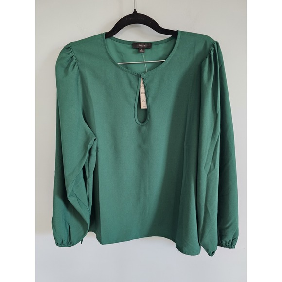 J.CREW Tops - J Crew Shirt‎ Womens Large Holiday Green Puff Sleeve Satin Back Crepe